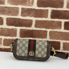 Gucci Satchel Bags